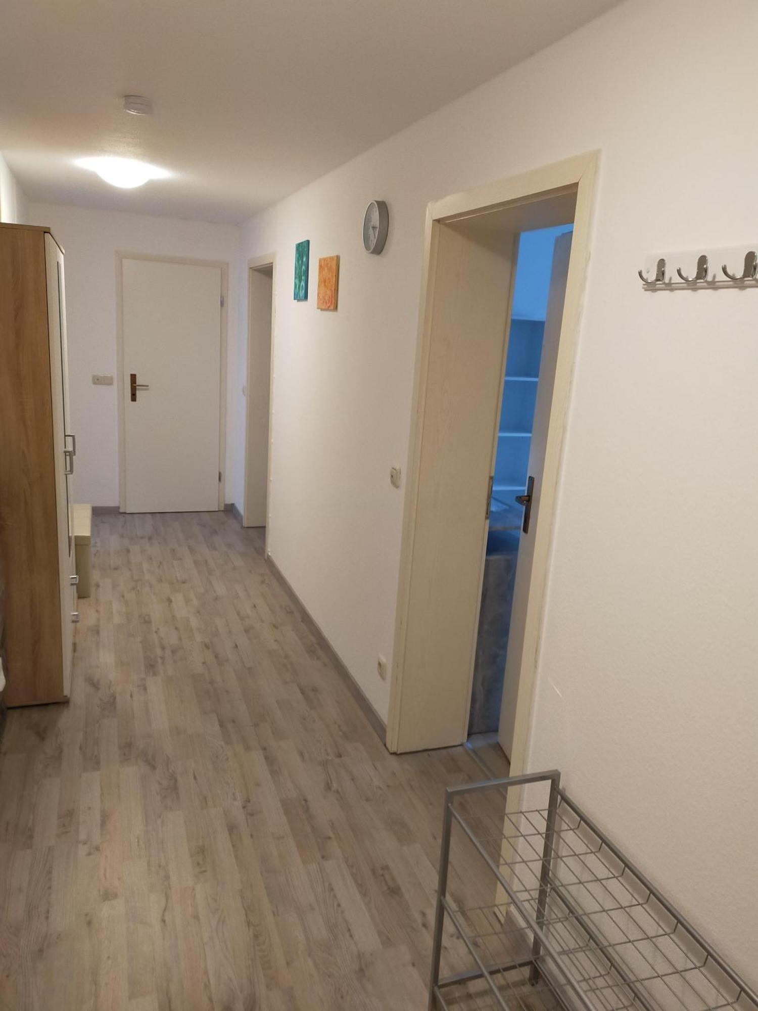 Flex Aparts - Grosse, Moeblierte Wohnung In Zwickau Mit 2 Zimmern Exteriör bild